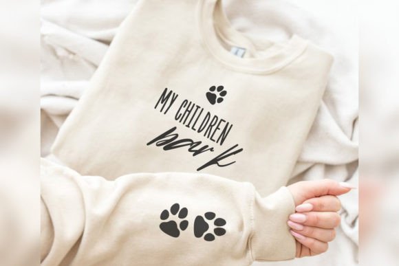 Review: Dog Mom SVG & PNG Graphics for Print Templates